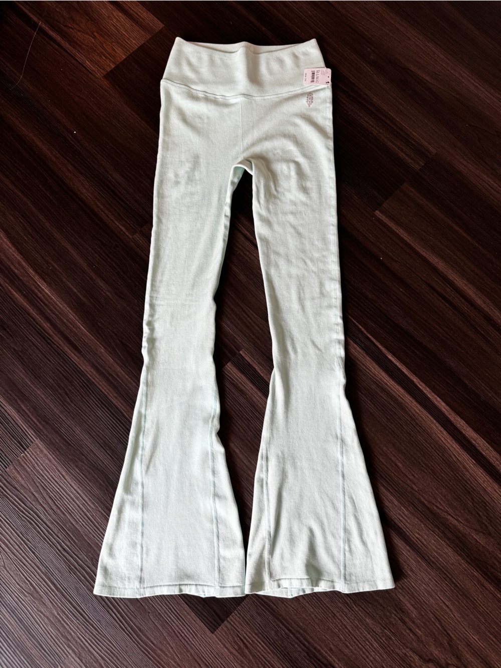 NWT FP Movement by Free People Light Mint Green Leggings M/L